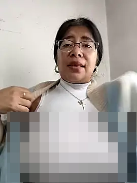 __valentina18's Webcam Show