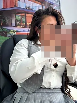 LIZ-06_'s Webcam Show