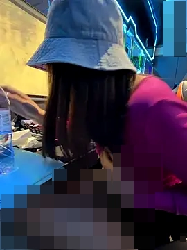 nideanbaby's Webcam Show