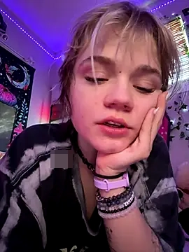 Cutiepiespanks' Webcam Show