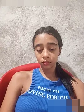 Zoe_Sweett18's Webcam Show