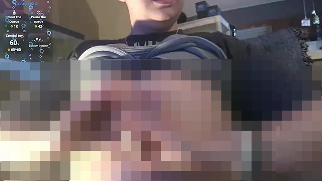 TurtleLady420's Webcam Show