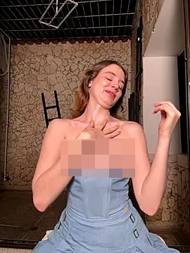 kevin_hotgirls' Webcam Show