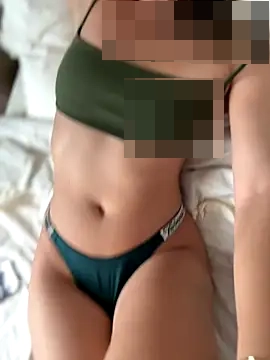 tina1your1's Webcam Show