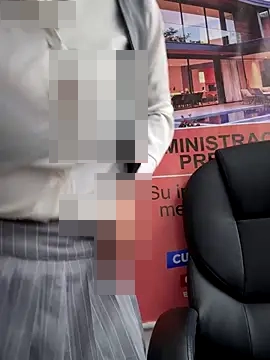 LIZ-06_'s Webcam Show