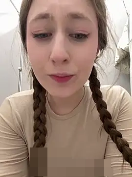 FroggyAnna's Webcam Show