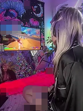 Cutiepiespanks' Webcam Show