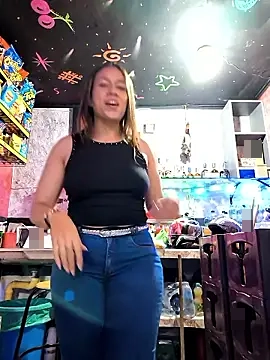 Nanybaker95's Webcam Show