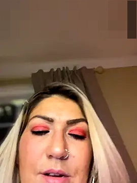 LittleMissEeve's Webcam Show