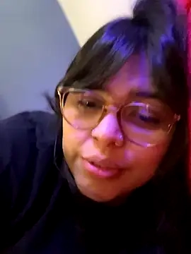 miacanela_xo's Webcam Show