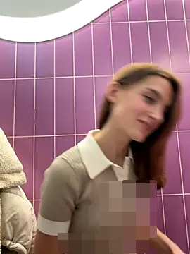 -AngelAri-'s Webcam Show