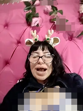 Kitty_Melodi's Webcam Show