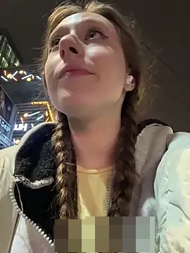 FroggyAnna's Webcam Show