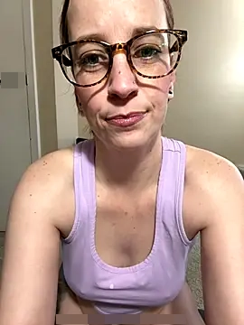 CreamedKitten's Webcam Show