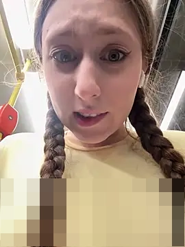 FroggyAnna's Webcam Show