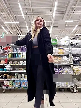 Bondgirl_013's Webcam Show