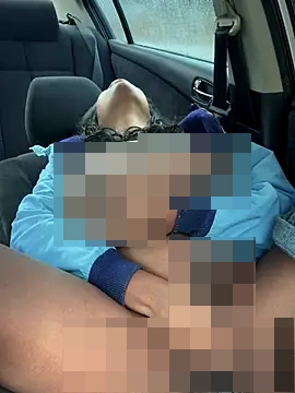 I_am_topgyal's Webcam Show