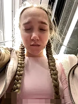 bambi_lu's Webcam Show