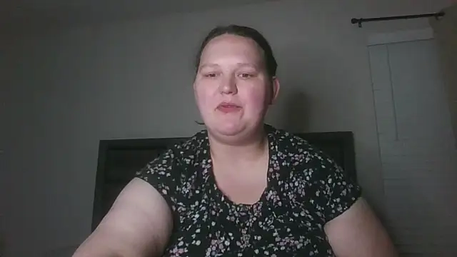 FantasyWifeBri's Webcam Show