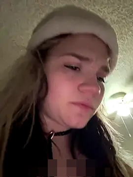 Cutiepiespanks' Webcam Show