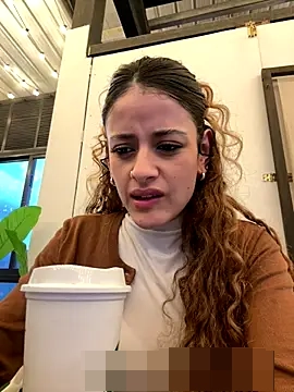 alana15's Webcam Show