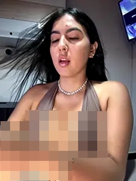 Sofia_Collins-'s Webcam Show