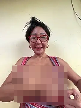 sweetieme's Webcam Show