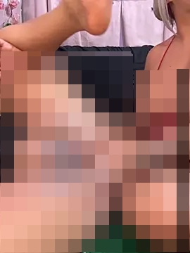 Suyin_squirt22's Webcam Show