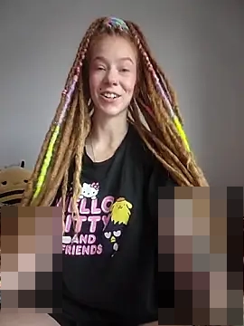 LucidLucy's Webcam Show