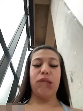 Alyshanon18's Webcam Show