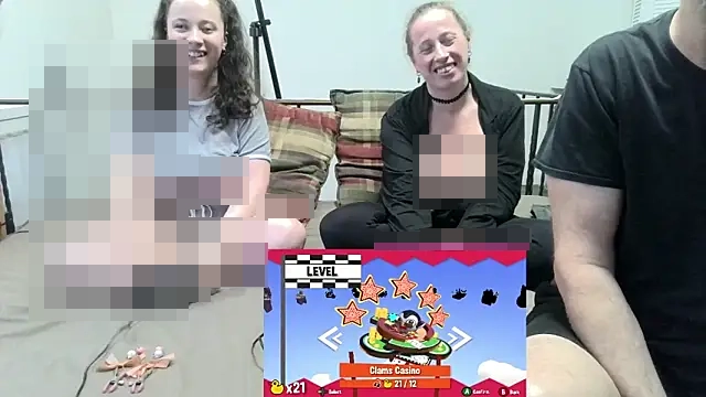 ShyAndHappyCdns' Webcam Show