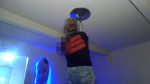 Naughty_Lani's Webcam Show