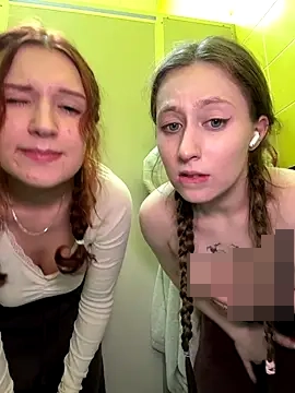 FroggyAnna's Webcam Show