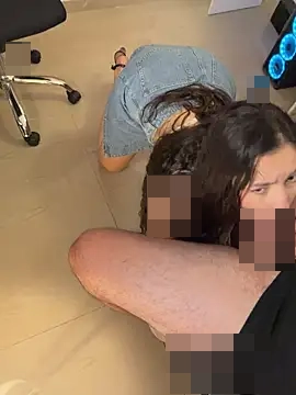 LittleDoll___'s Webcam Show