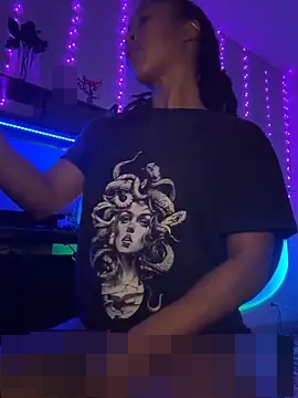 thebrattygoddess' Webcam Show