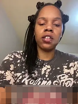 pinkrackz's Webcam Show