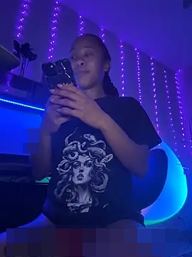 thebrattygoddess' Webcam Show