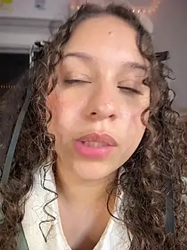 Shara_dreams' Webcam Show