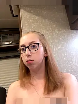 sweet-vixen's Webcam Show