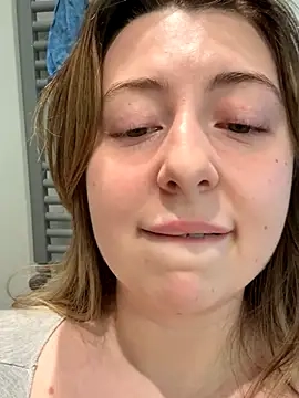 curvyflawless' Webcam Show