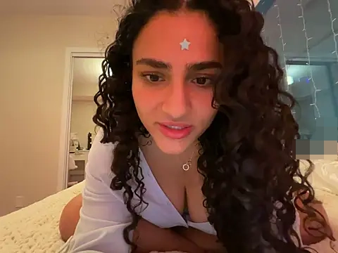 silkygemm's Webcam Show