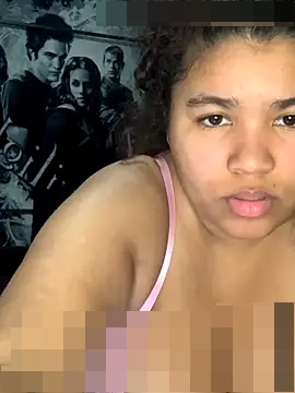 KittyLoroi's Webcam Show