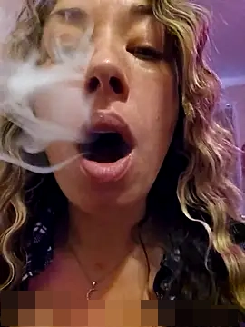 _NinaLuvSins_'s Webcam Show