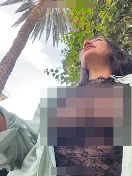 Ninabigtitied's Webcam Show