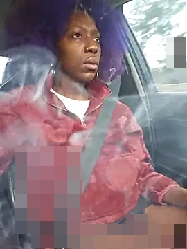 oliviaprettypussy's Webcam Show