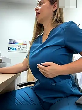 alicee16's Webcam Show