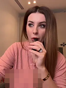 RoxxyDallas' Webcam Show