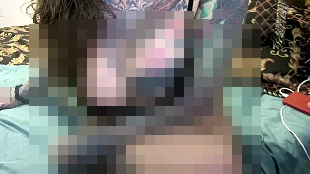 pamelagunns' Webcam Show