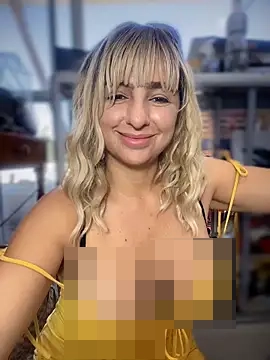 sammyqueenx21's Webcam Show