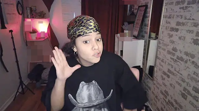 PrettyLittleProblem's Webcam Show